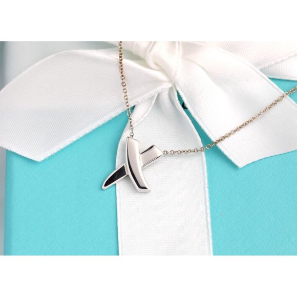 Tiffany & Co. Necklace Paloma Picasso X Kiss Sterling Silver Necklace 16" Chain - Picture 3 of 7
